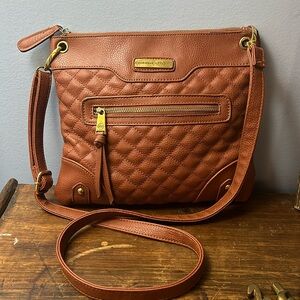 ‼️SOLD‼️🤎Adrienne Vittadini Crossbody🤎